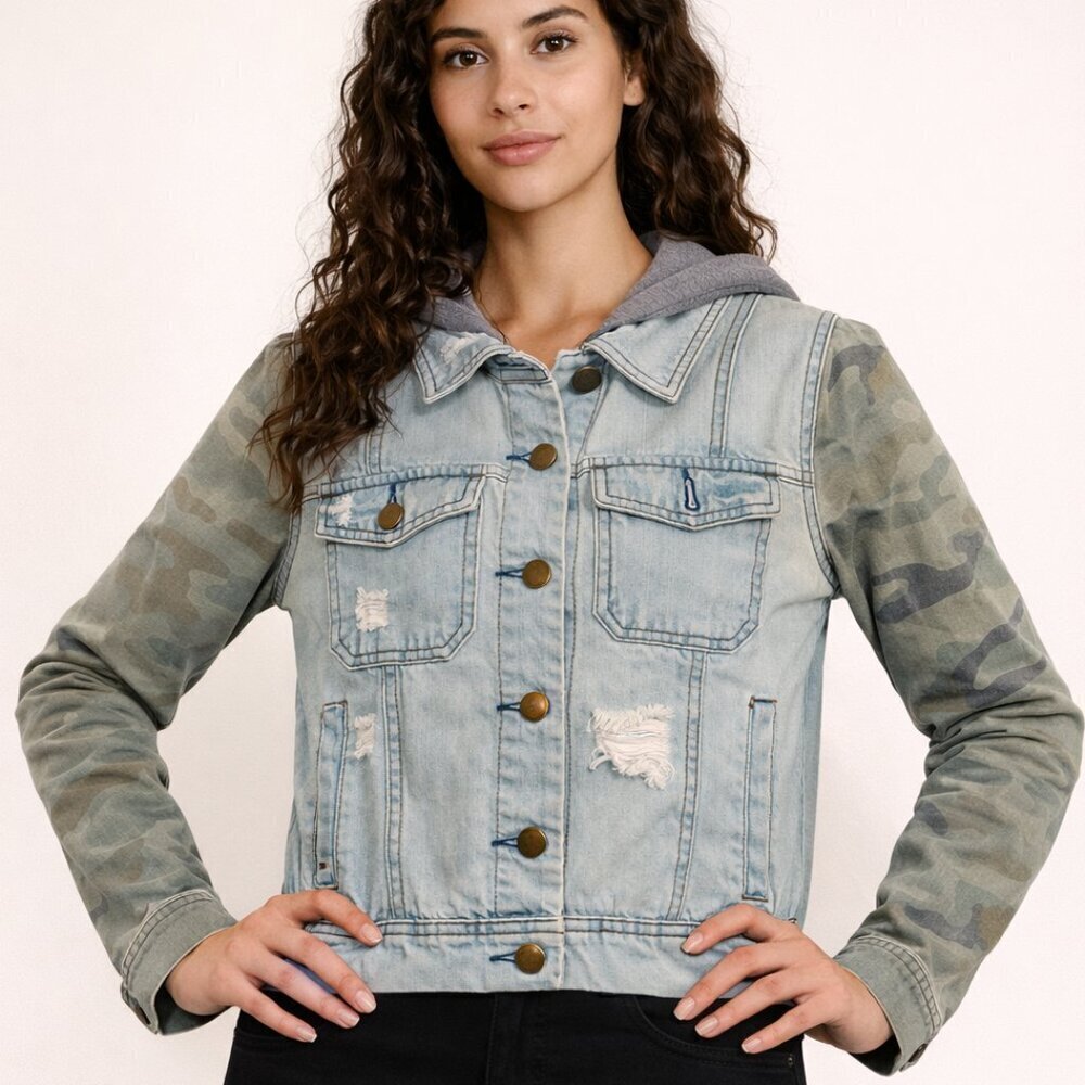 Billabong Cropped Denim Jacket Camo Sleeves Hoodie Distressed Size S
